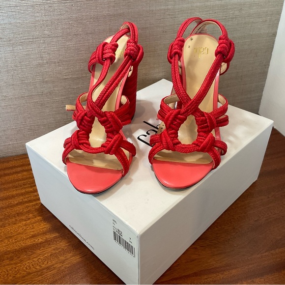 Cabi Tip Toe Sandal - Picture 8 of 14